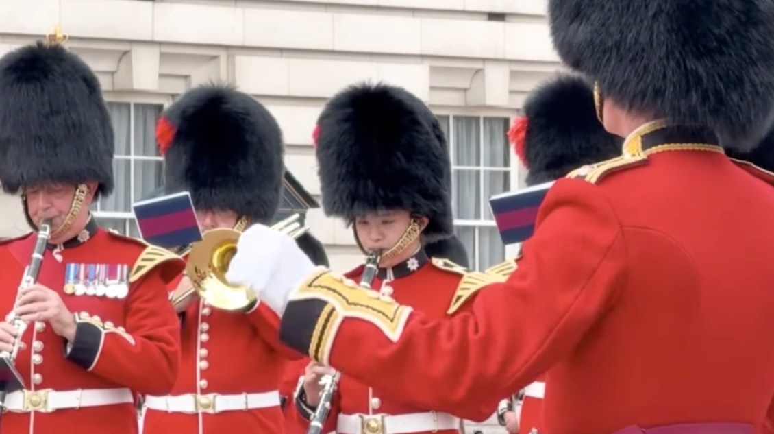Coldstream Guards Play ‘9 to 5’ in Tribute to Dolly Parton During the Changing of the Guard at Buckingham Palace