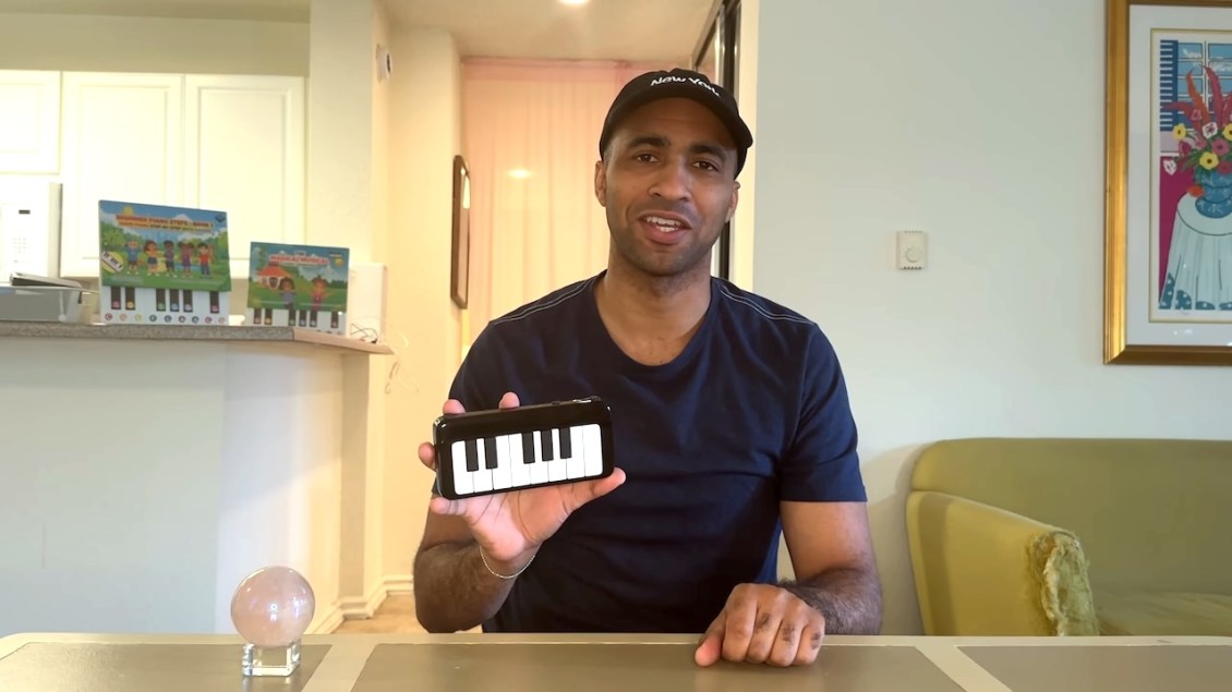 A Playable Pocket-Sized Thirteen-Key Piano