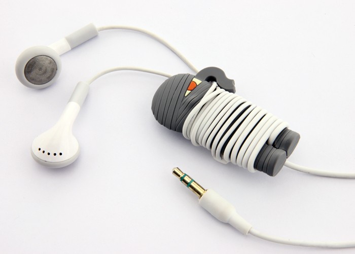 Mummy Wrap, A Cute Way to Keep Headphone Cords From Tangling