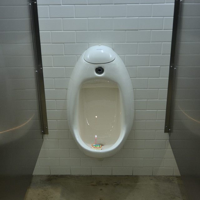 Urinal Cakes Decorated to Look Like Real Cakes