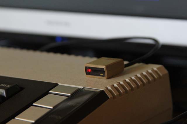 Atari 810 Floppy Disk Drive Replica by Rossum