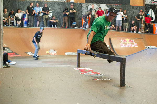 Legless Skateboarder Italo Romano Makes Tampa Pro Semi-Finals