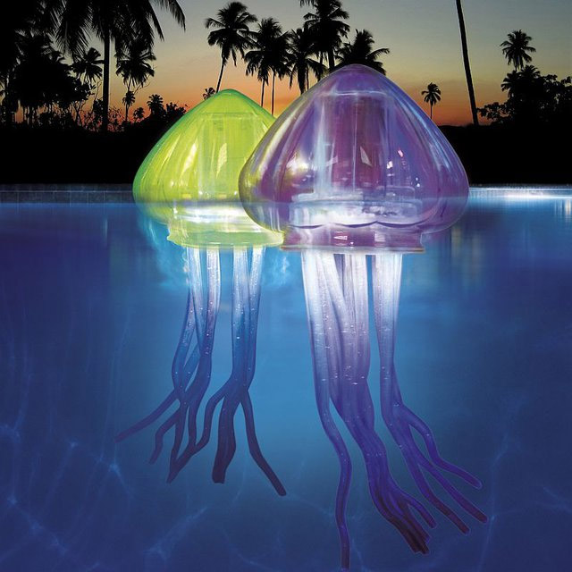 Ocean Art LightUp Jellies, Eerie Glowing Jellyfish for Swimming Pools